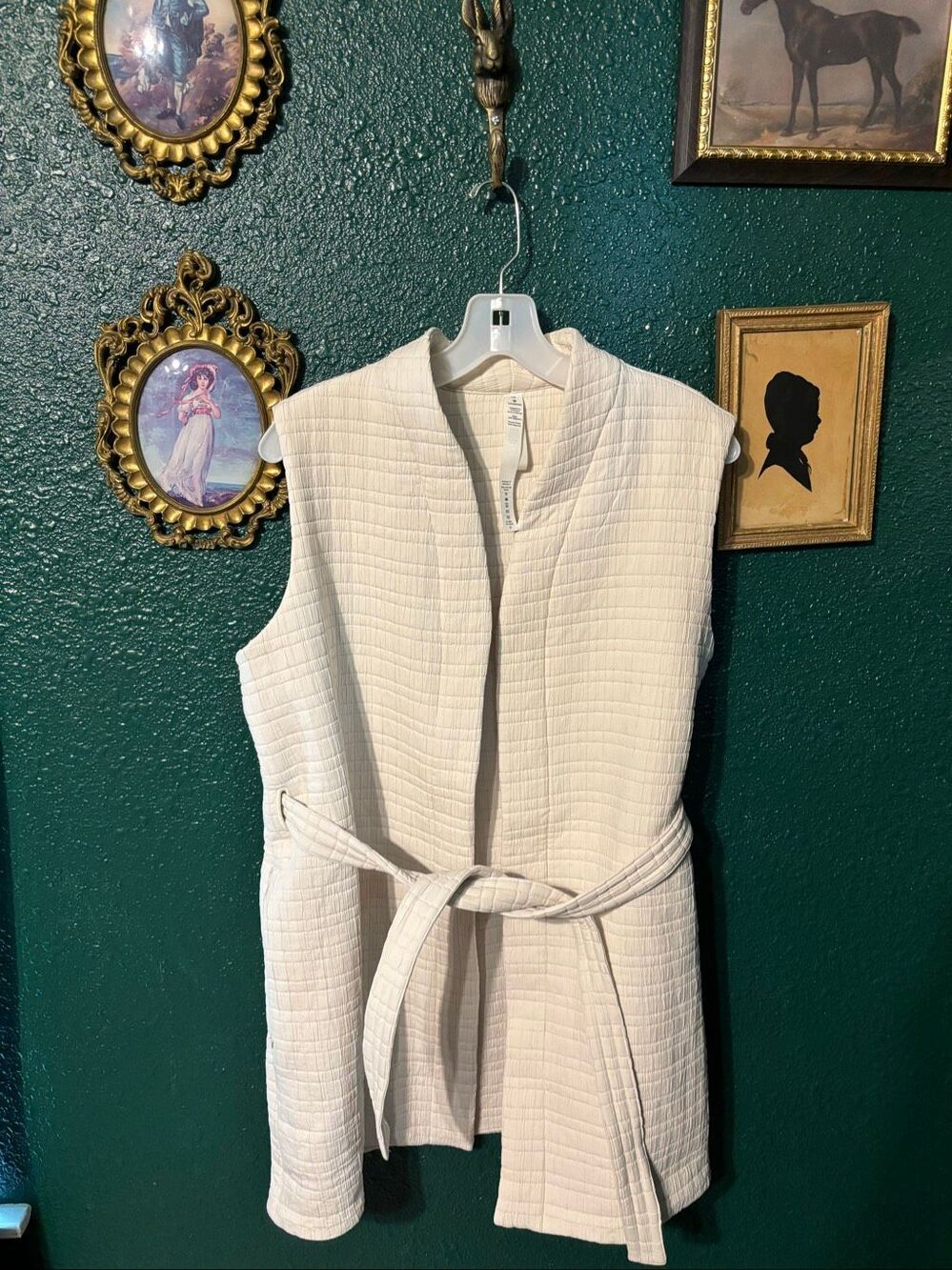 Lululemon Vest Women's 10 White Ivory Serene Travels Belt Textured Oversized Fit